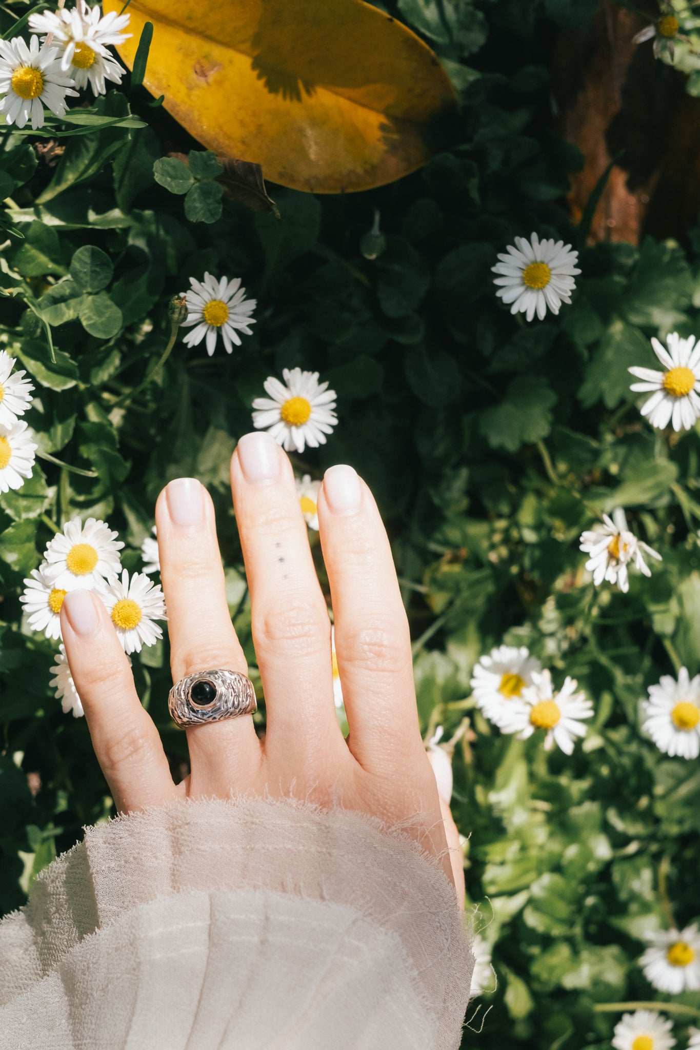 Onyx Wave Ring